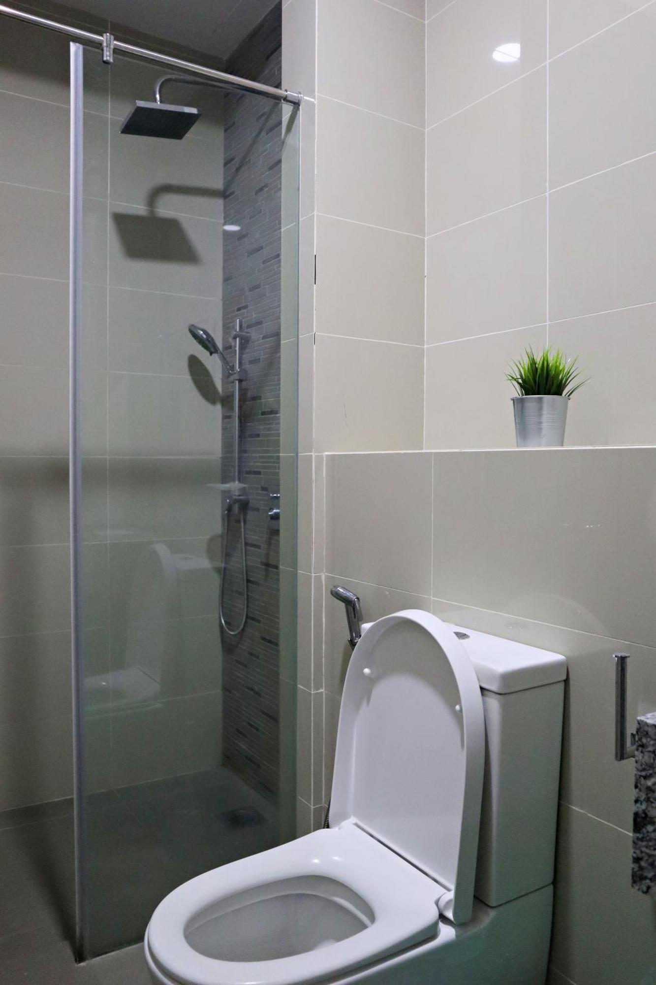Apartment 5 Pax Santorini Colour Themed At Paradigm Mall,pj Petaling Jaya