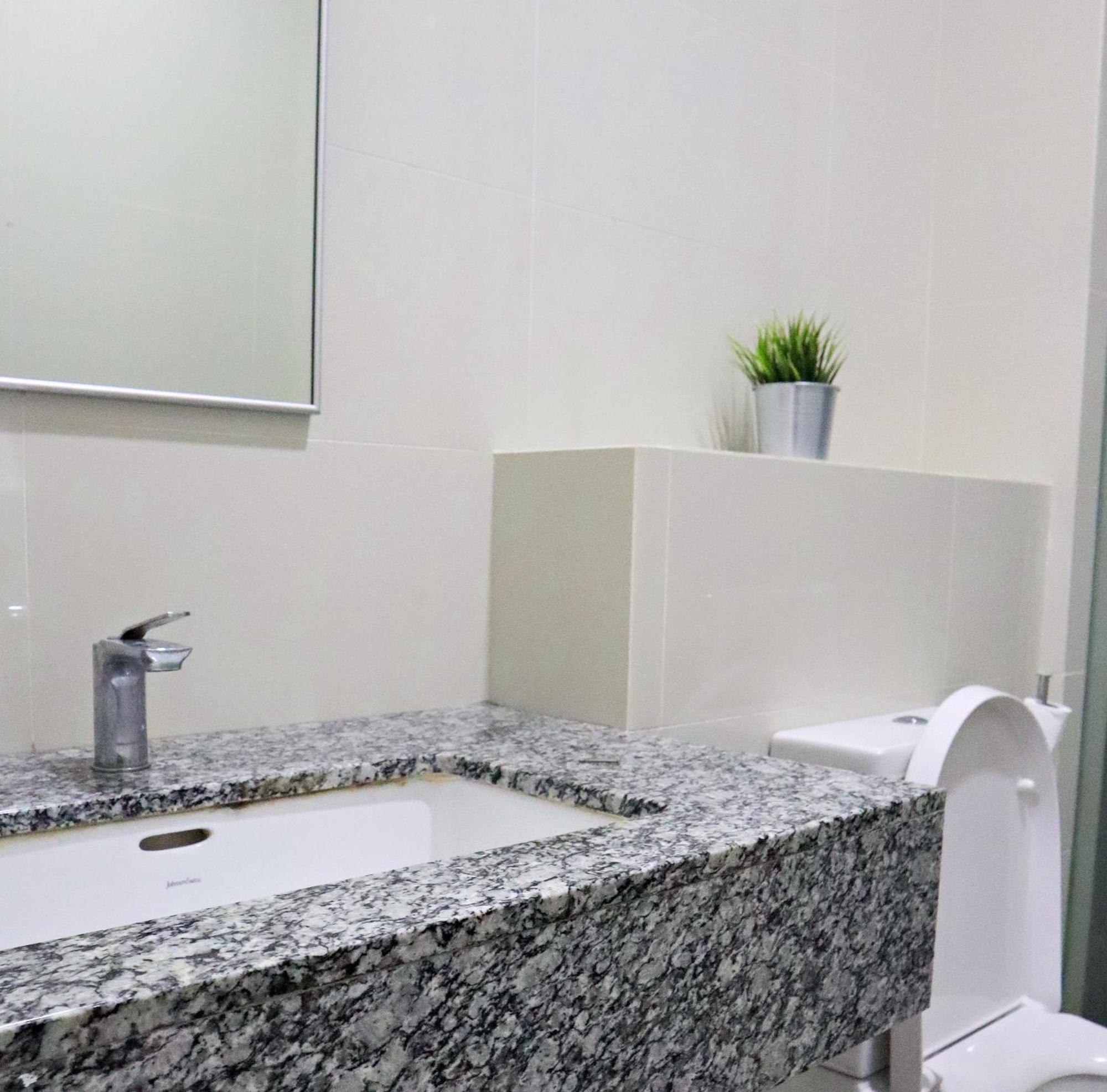 Apartment 5 Pax Santorini Colour Themed At Paradigm Mall,pj *
