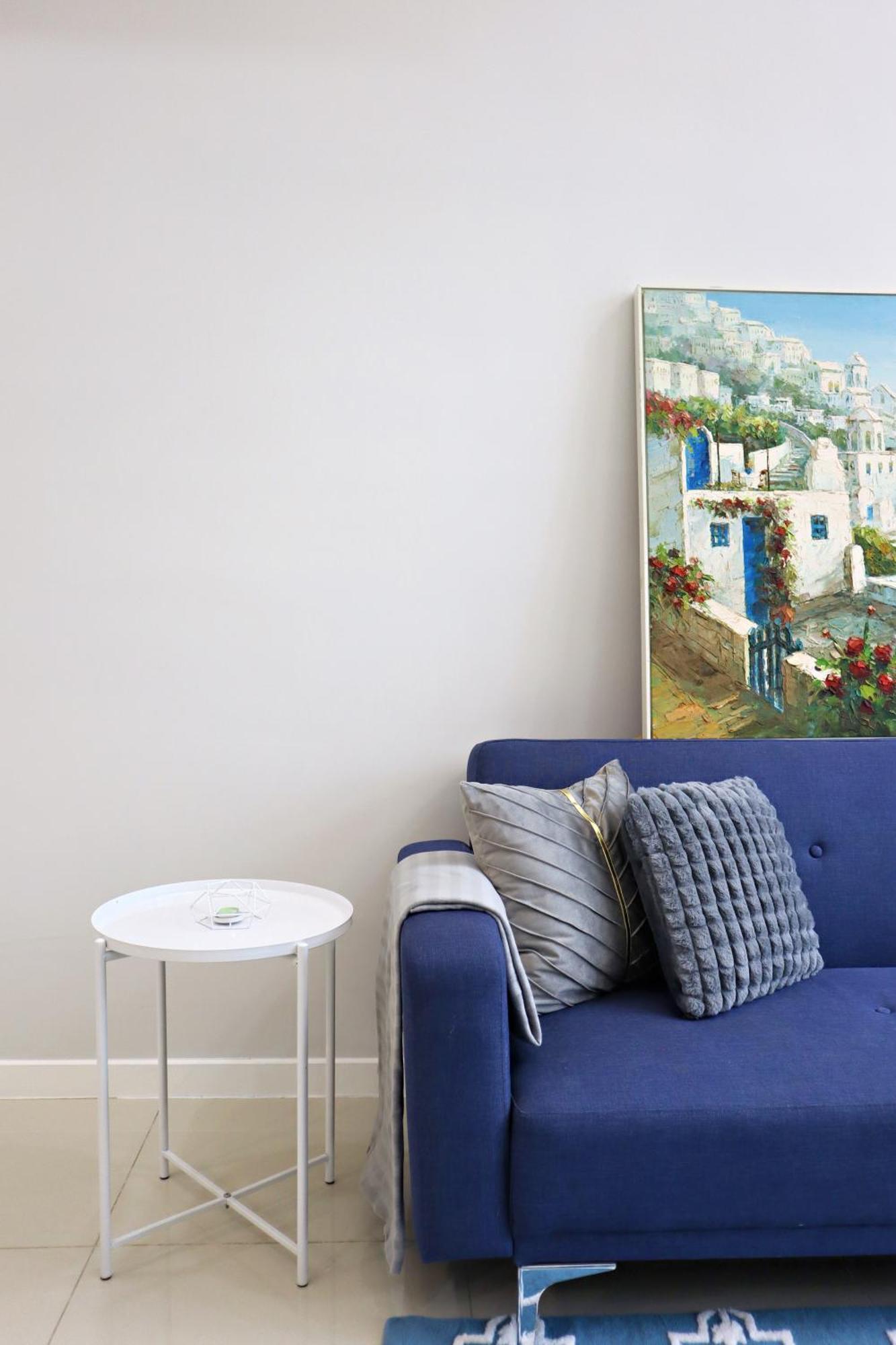 Apartment 5 Pax Santorini Colour Themed At Paradigm Mall,pj