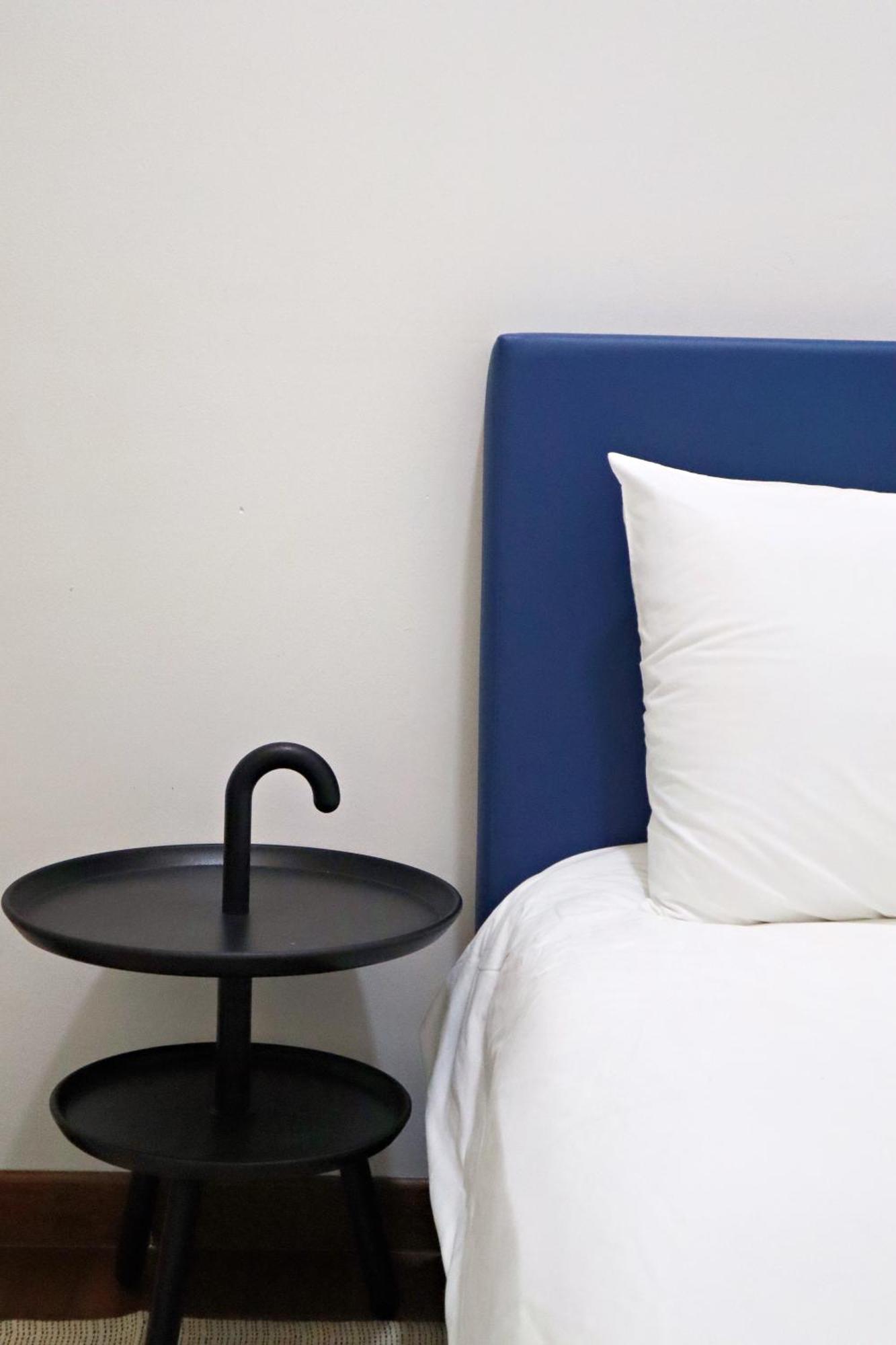 5 Pax Santorini Colour Themed At Paradigm Mall,pj