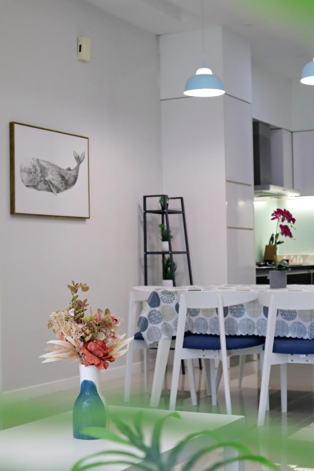 Apartment 5 Pax Santorini Colour Themed At Paradigm Mall,pj Petaling Jaya