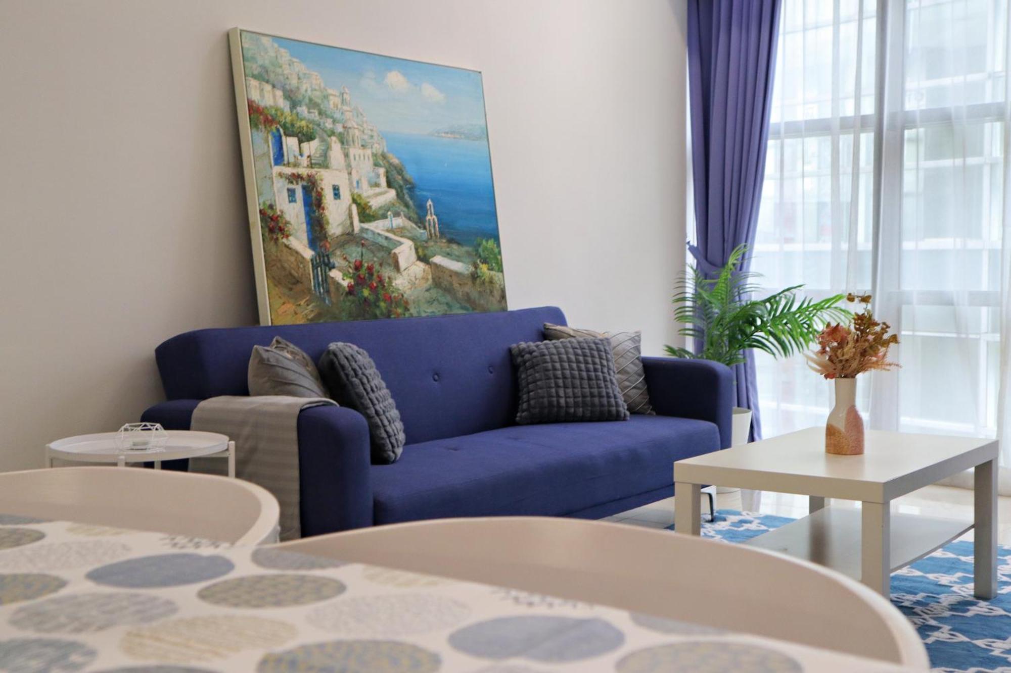 5 Pax Santorini Colour Themed At Paradigm Mall,pj *